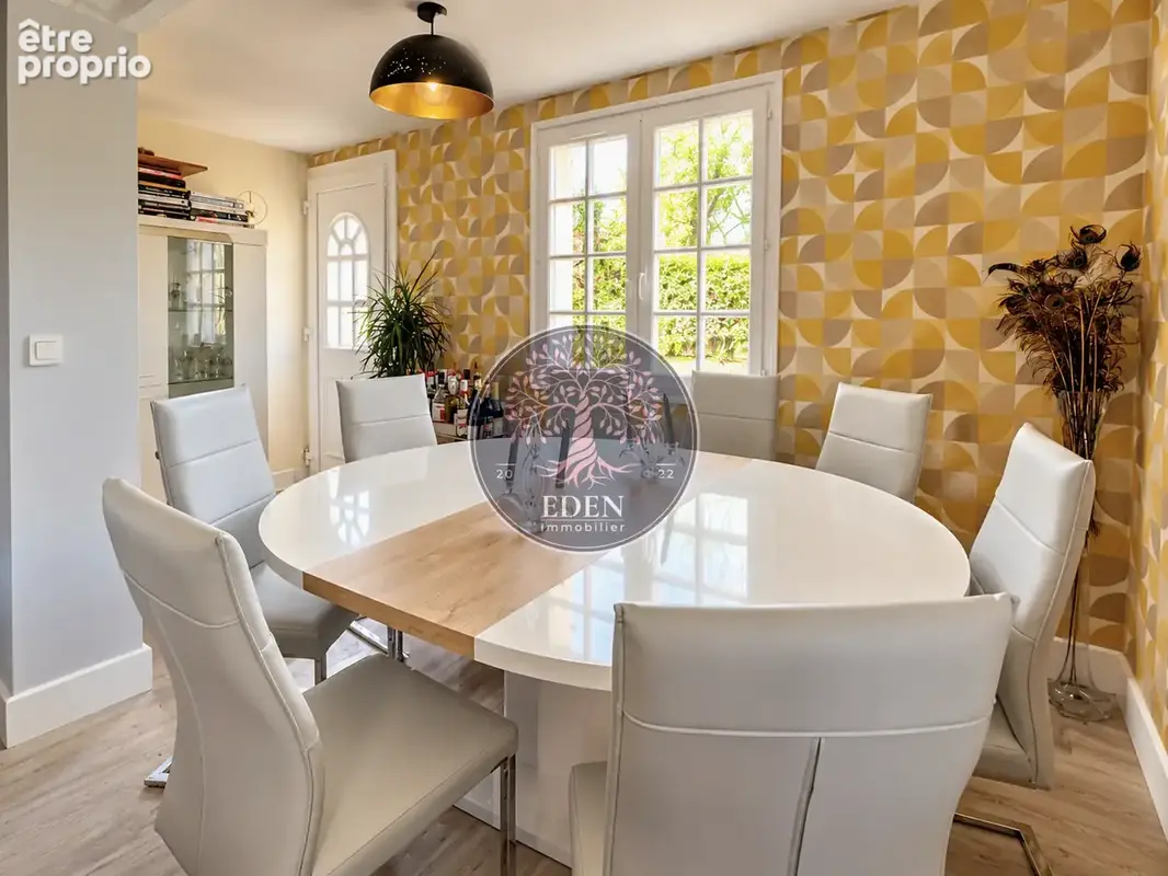 Maison 6 pièces 4 chambres avec dépendance et hangar - photo 6