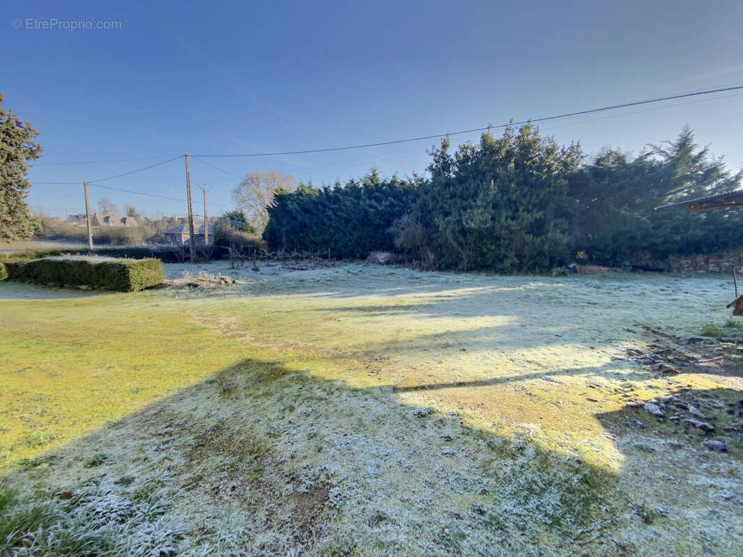 Maison à SAINT-SULPICE