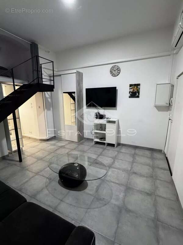 Appartement à MARSEILLE-1E