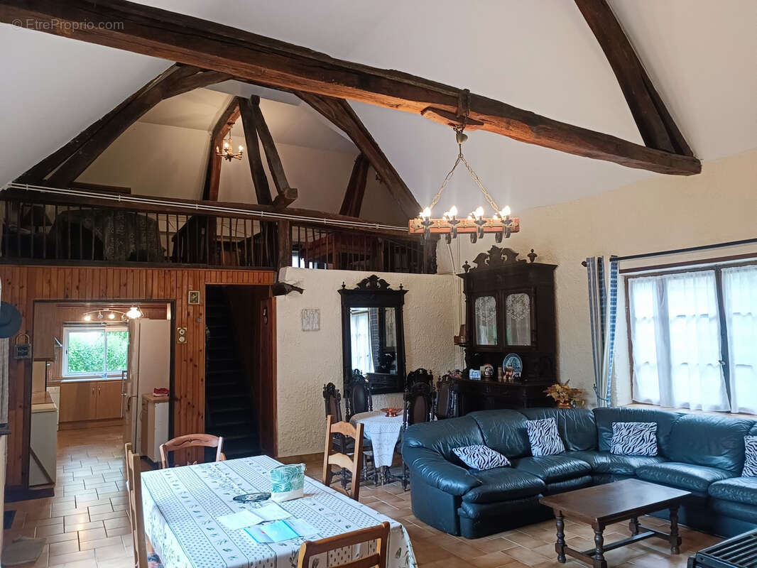 Maison à SANCERGUES