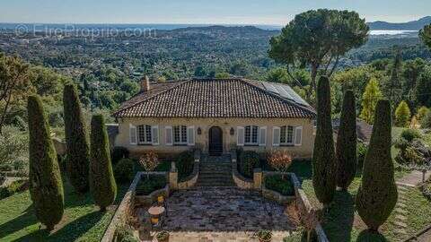 Maison 390 m² à Mougins  - photo 2