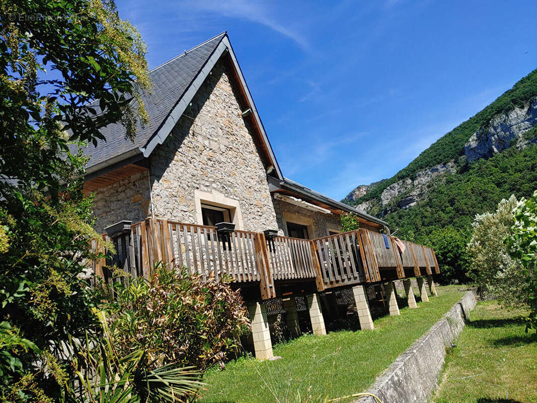 Maison à MILLAU