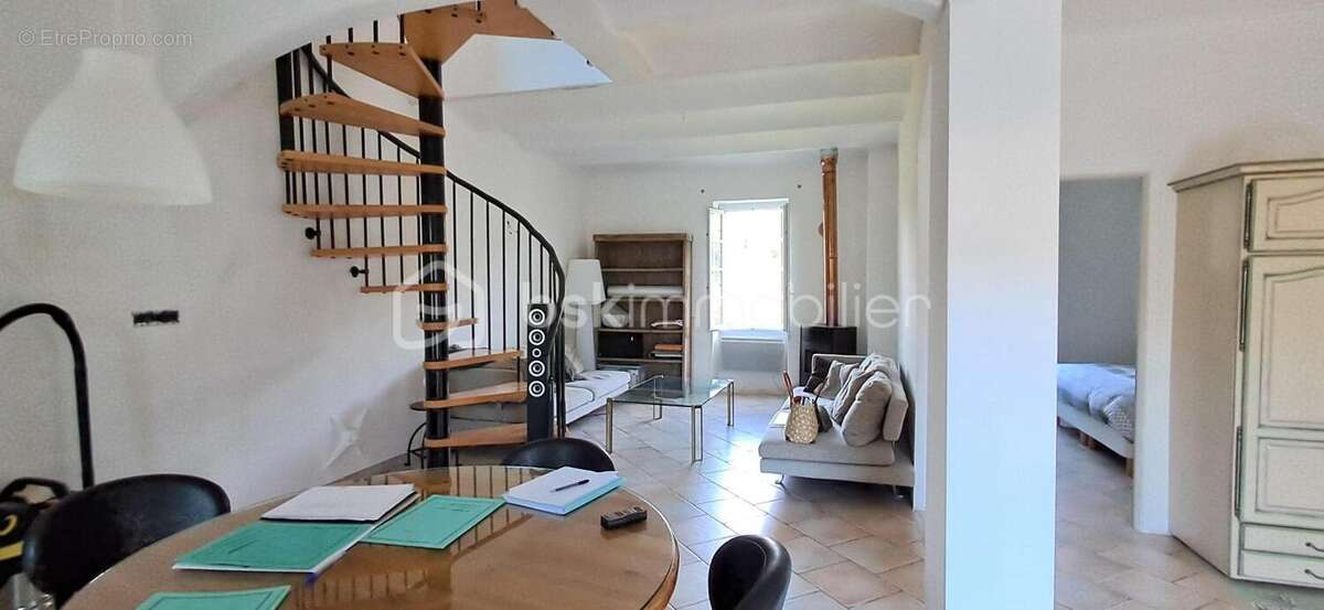 Coup de cœur en Cévennes : maison au calme, rénovée, grand terrain et fort potentiel ! - photo 2