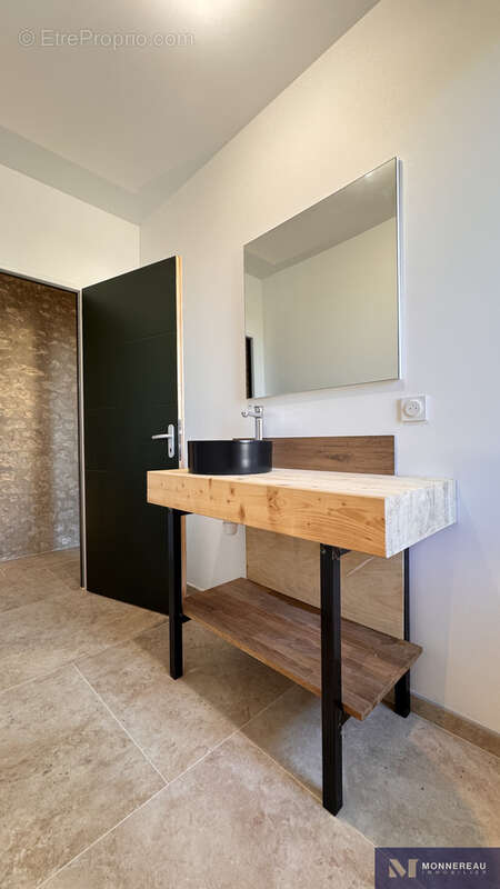 Maison ancienne en pierre entierement rehabilitee - photo 11