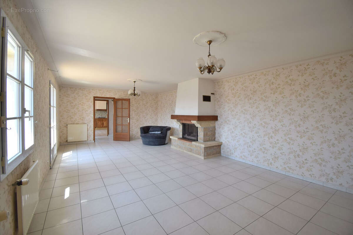 Maison d'habitation - photo 3