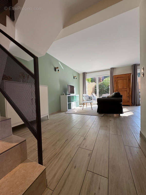 Maison 117 m2   3 chambres + grande terrasse   197 000 € - photo 6