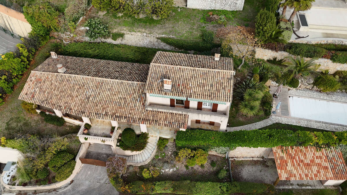 Maison à SAINT-JEANNET