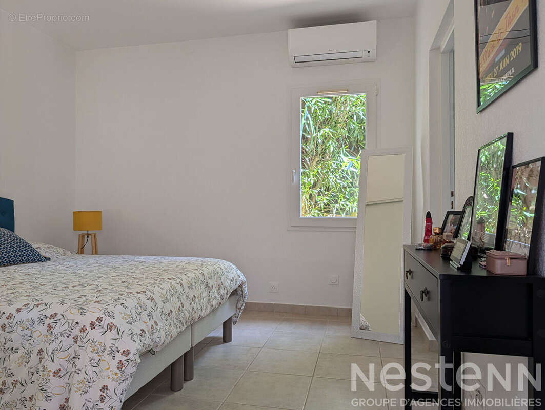 Maison avec vue exceptionnelle à vendre à La Londe-les-Maures - Secteur Valcros - photo 15