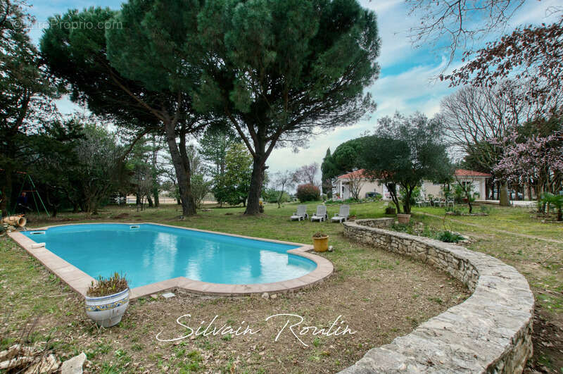 Maison à MALATAVERNE