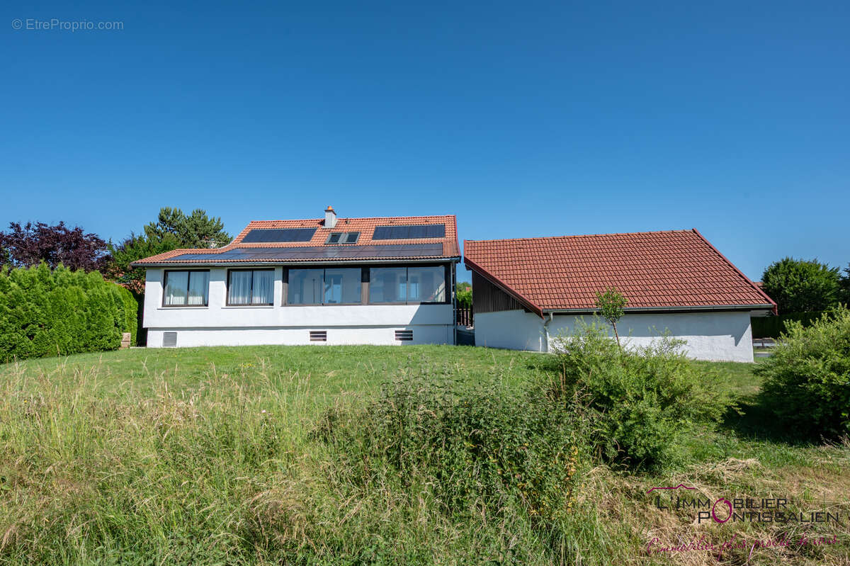 Maison à CHAFFOIS