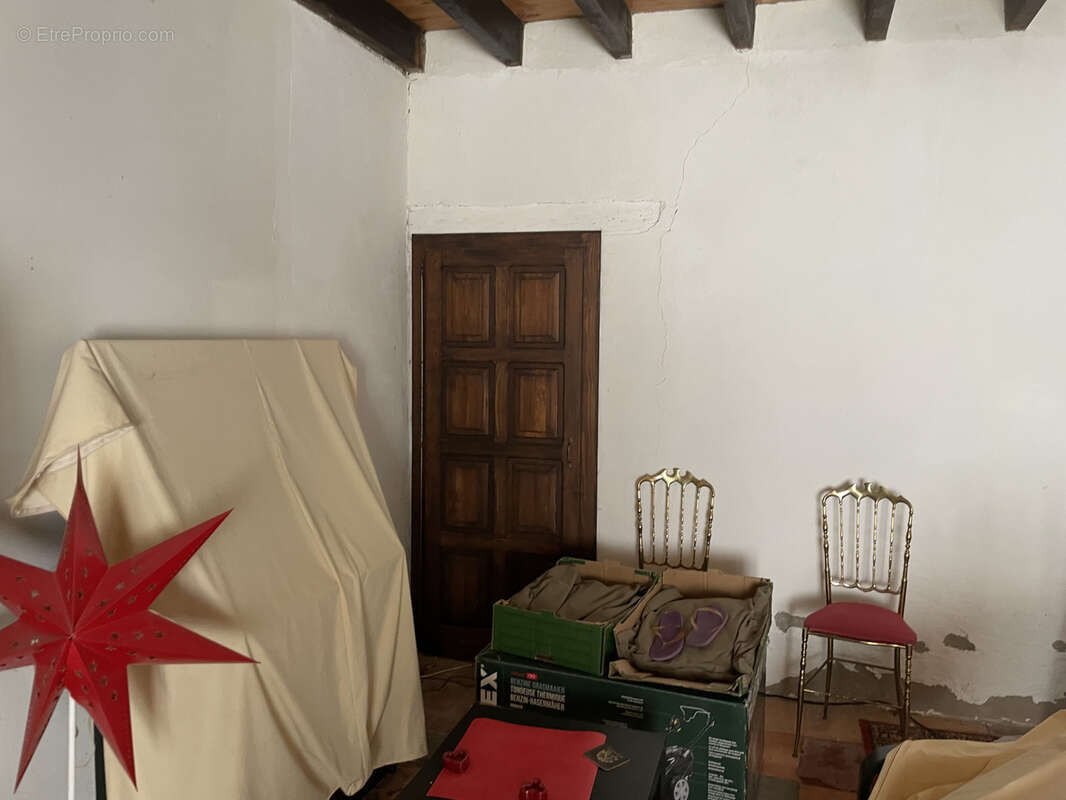 Maison à PUJOLS