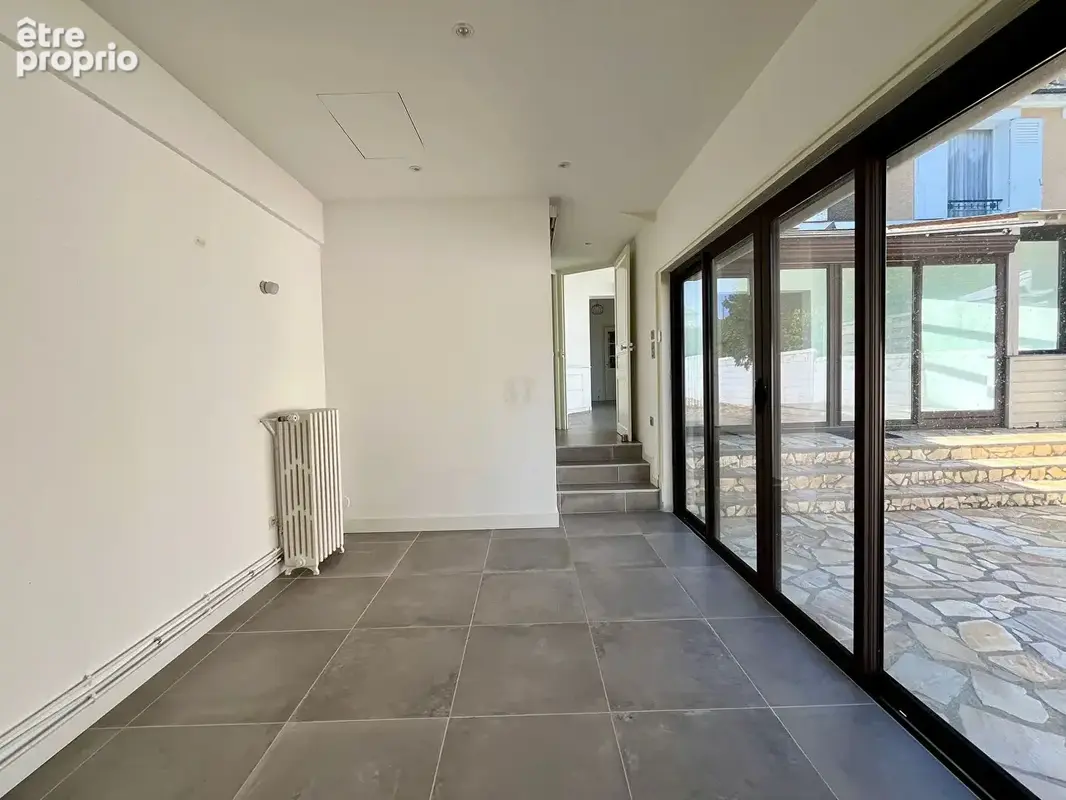 Maison Le Mans - 5 chambres - Garage - photo 7