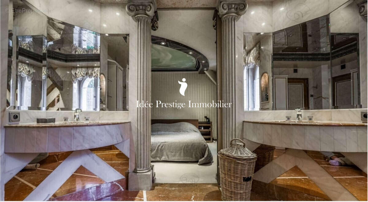 Maison à SAINT-FARGEAU-PONTHIERRY