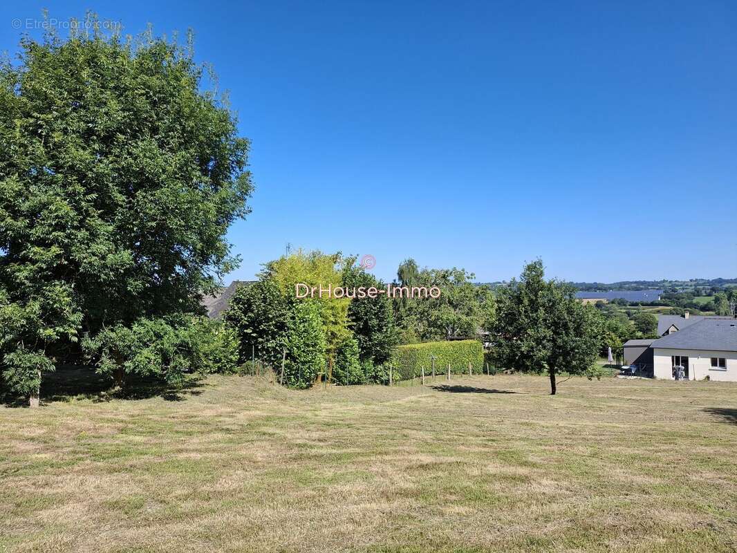 Terrain à AVRANCHES