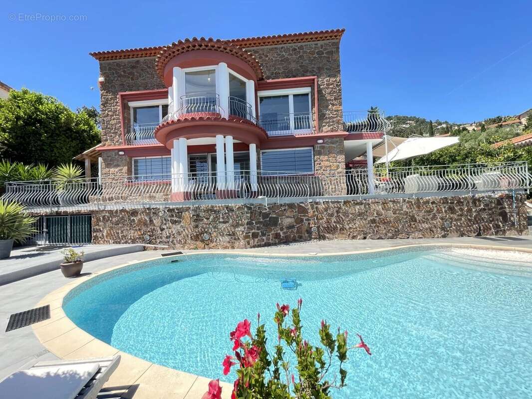 Maison à SAINT-RAPHAEL