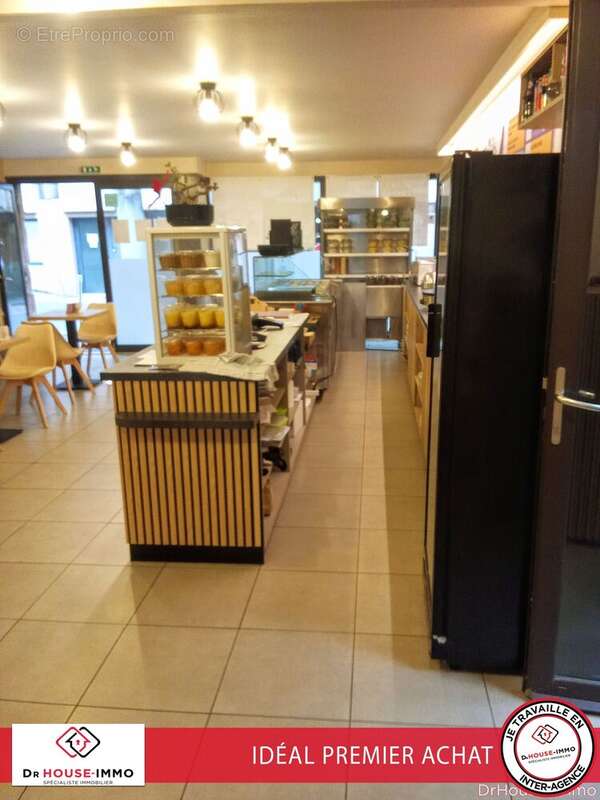 Commerce 60 m² à Rodez  - photo 2