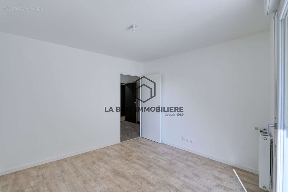 Appartement à CHENNEVIERES-SUR-MARNE