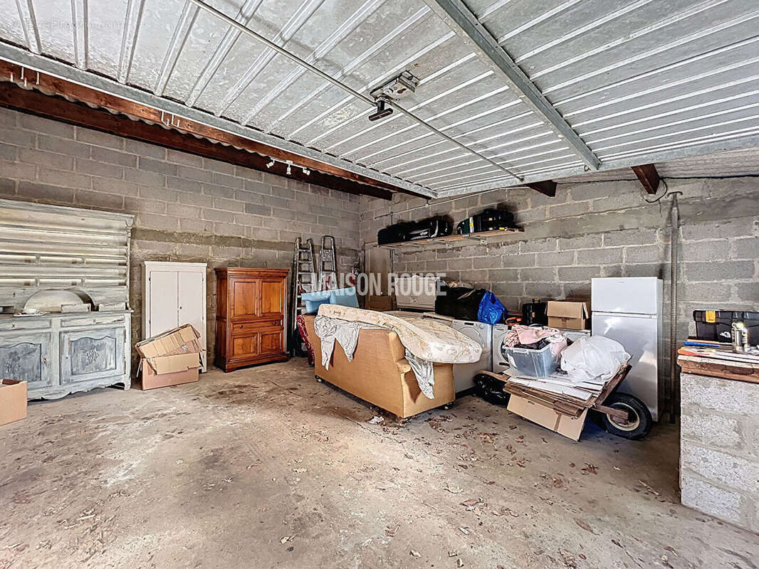 Maison à BAGUER-MORVAN