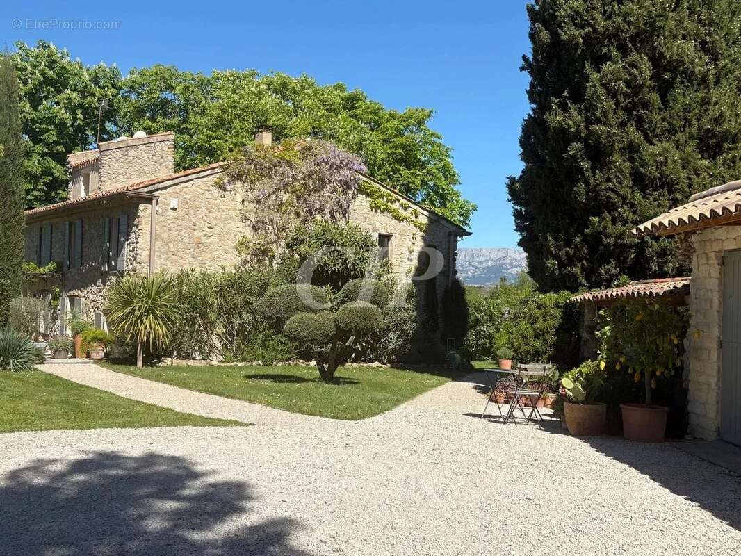 Maison à TRETS
