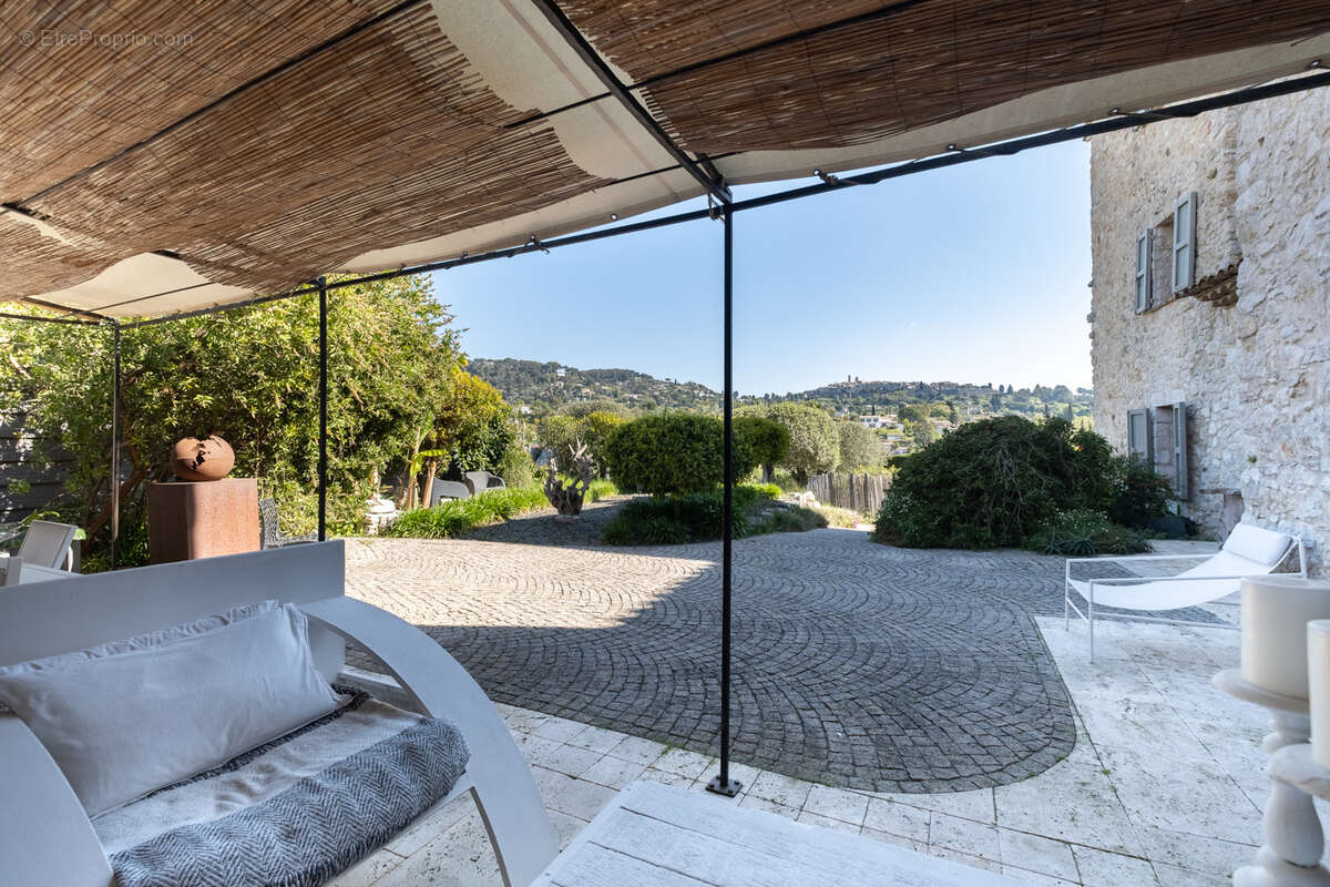 Maison à LA COLLE-SUR-LOUP