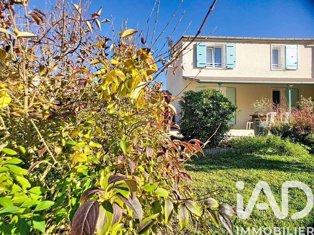 Photo 2 - Maison à SERVES-SUR-RHONE