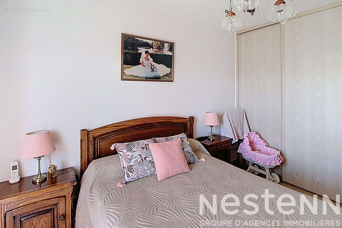 Appartement à SALERNES