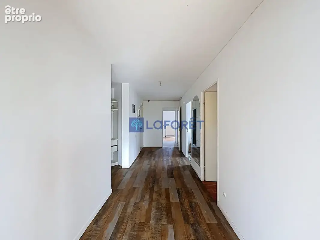 Appartement Saint Pierre Du Perray 5 pièce(s) 96 m2 - photo 8