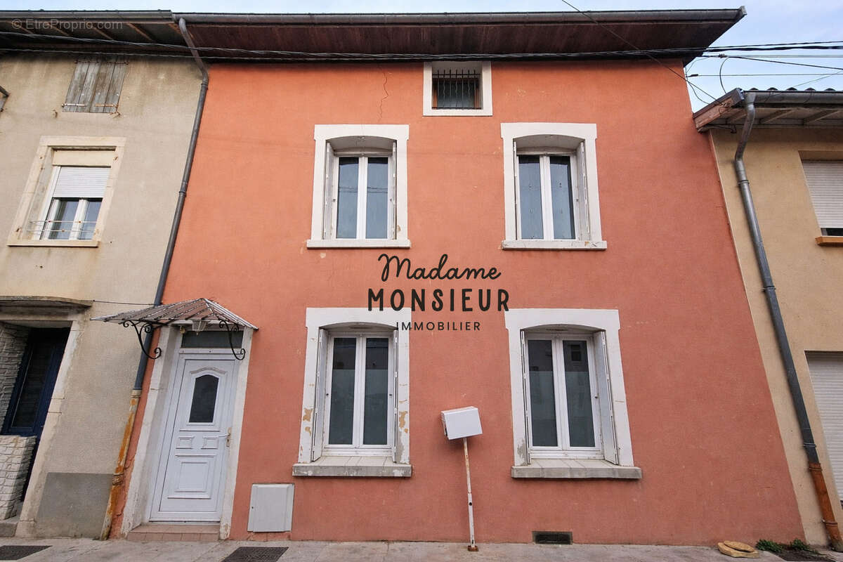 Maison à BOURGOIN-JALLIEU