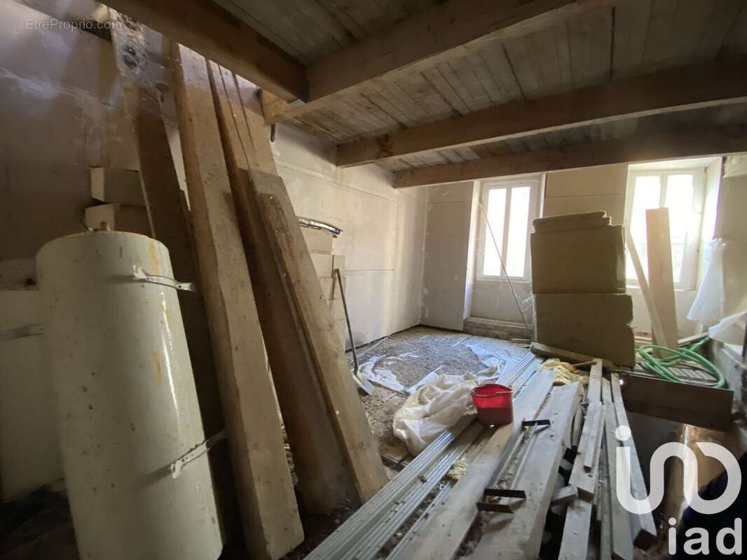 Appartement 308 m² à Bagnols-Sur-Ceze  - photo 4