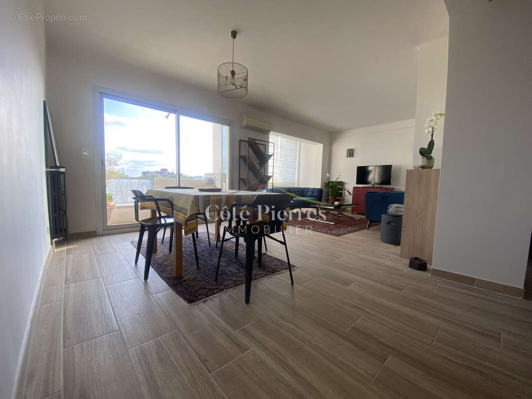 Appartement à NIMES