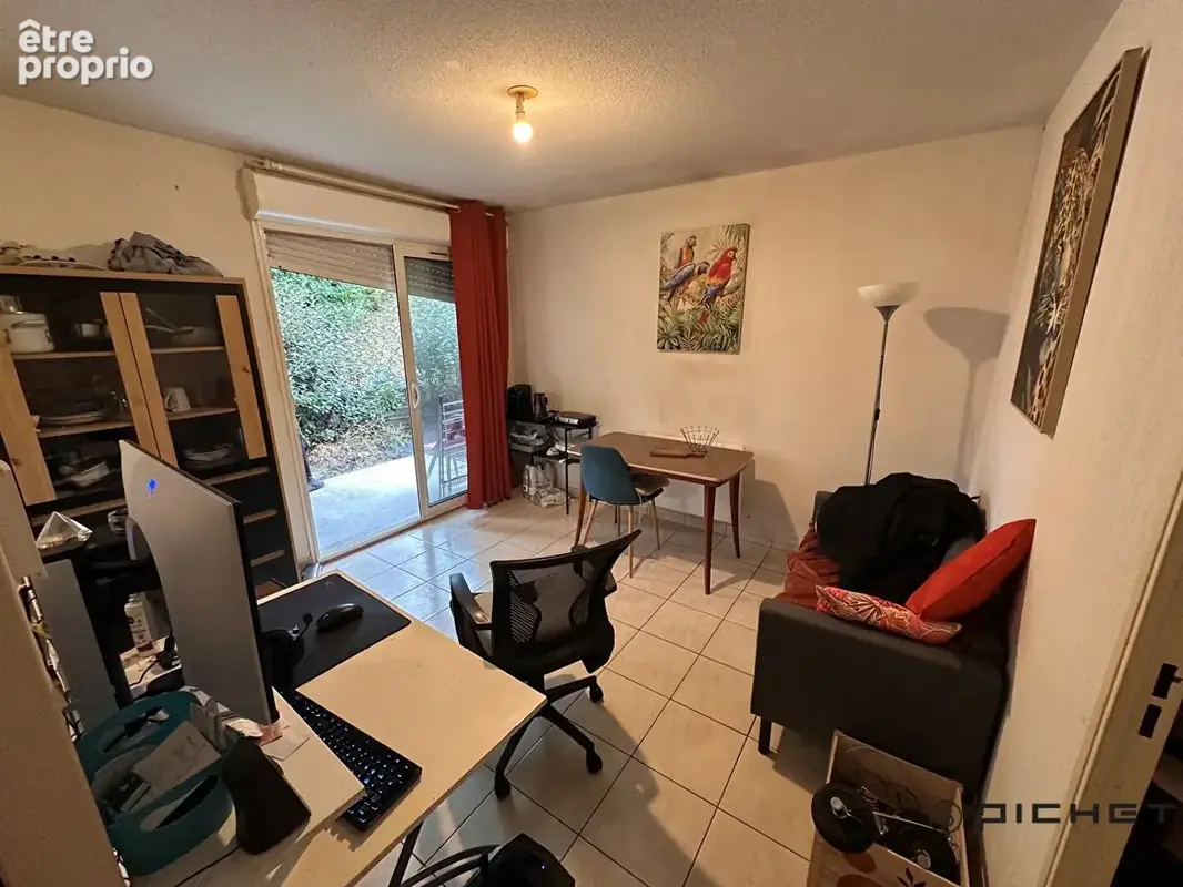 PERIGUEUX - Appartement T2 - parking en sous-sol - photo 6