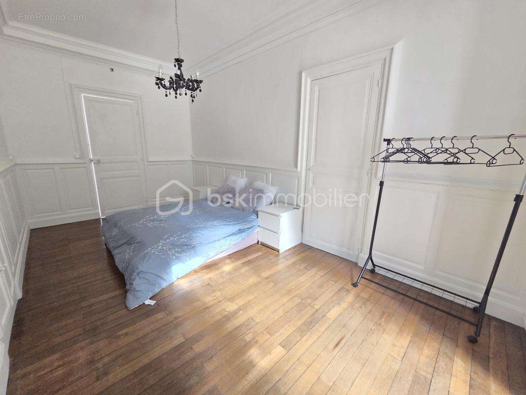 Magnifique appartement T3 de 101m² avec place de parking privative et cave en hypercentre ville de Nevers - photo 29