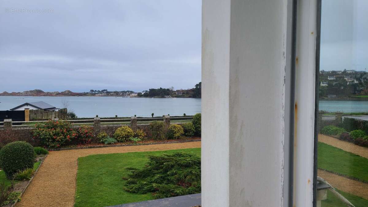 Maison à PLOUGASNOU