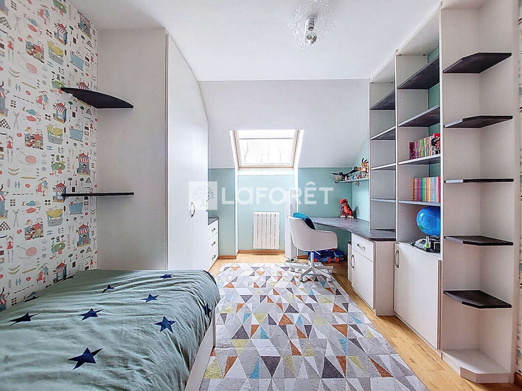 Maison à VERNEUIL-SUR-SEINE