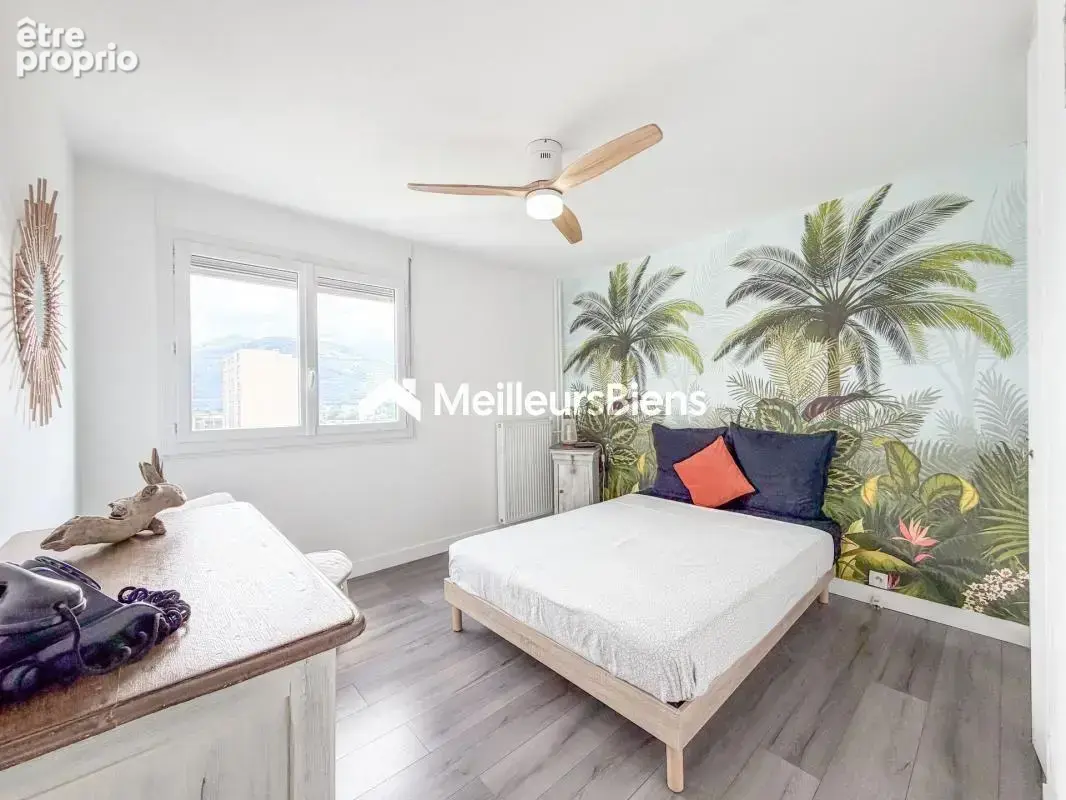 Grenoble - Appartement T3 de 78m2 - photo 12