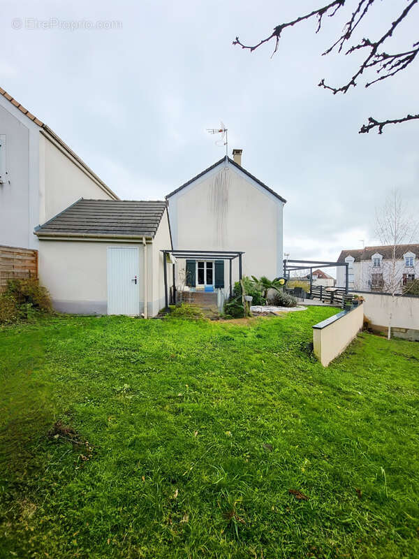 Maison à LEUVILLE-SUR-ORGE