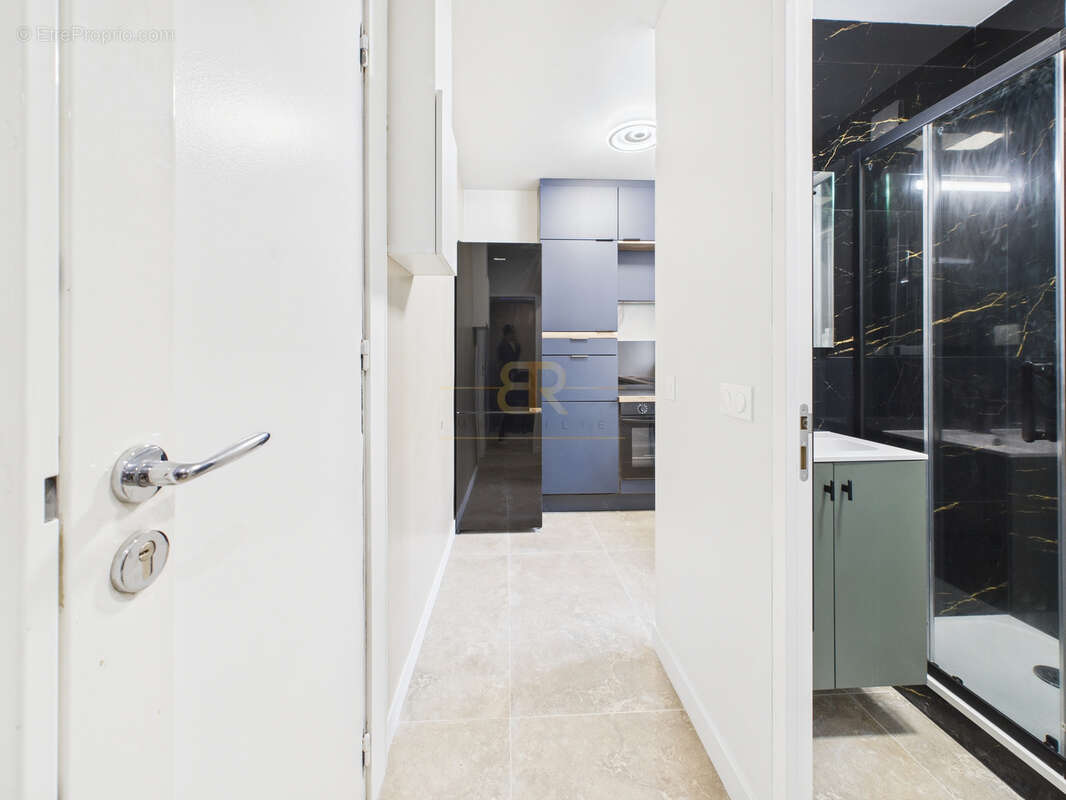 Appartement à PARIS-20E