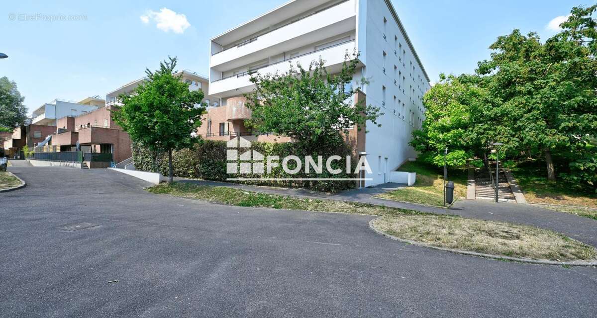 Appartement 2 pièces rénové en 2025 avec parking en sous-sol, au 1er étage avec ascenseur, dans une résidence sécurisée à 5 minu - photo 7