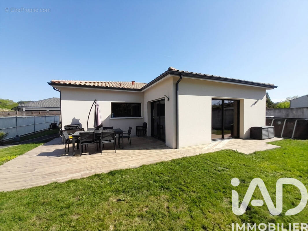 Photo 1 - Maison à LEOGNAN