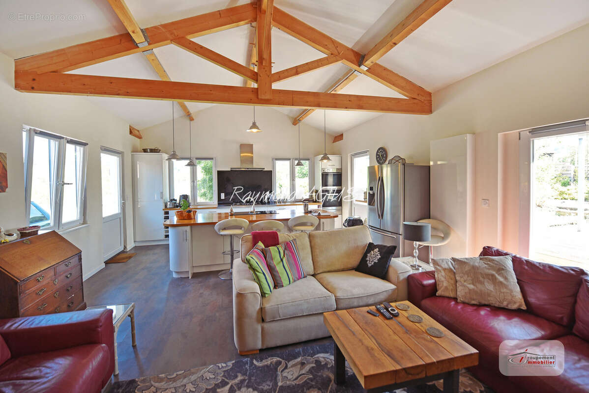 Maison à CASTELMORON-SUR-LOT