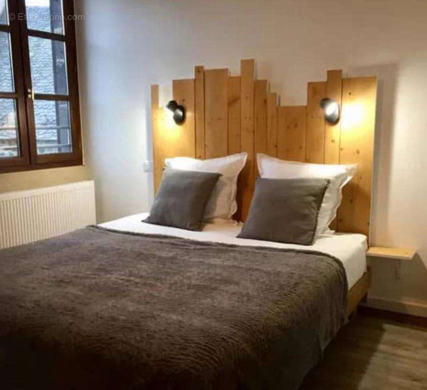 Commerce à LAGUIOLE