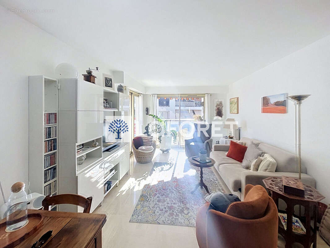 Appartement à CAGNES-SUR-MER