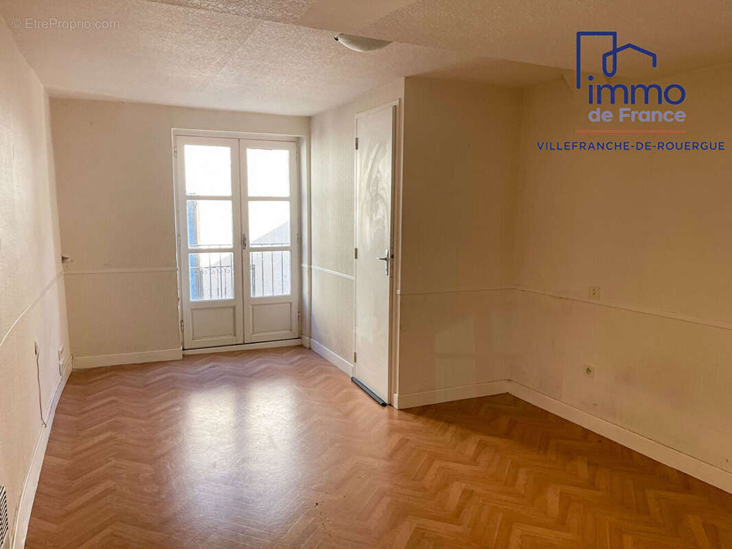 Immeuble de rapport avec local commercial - photo 12