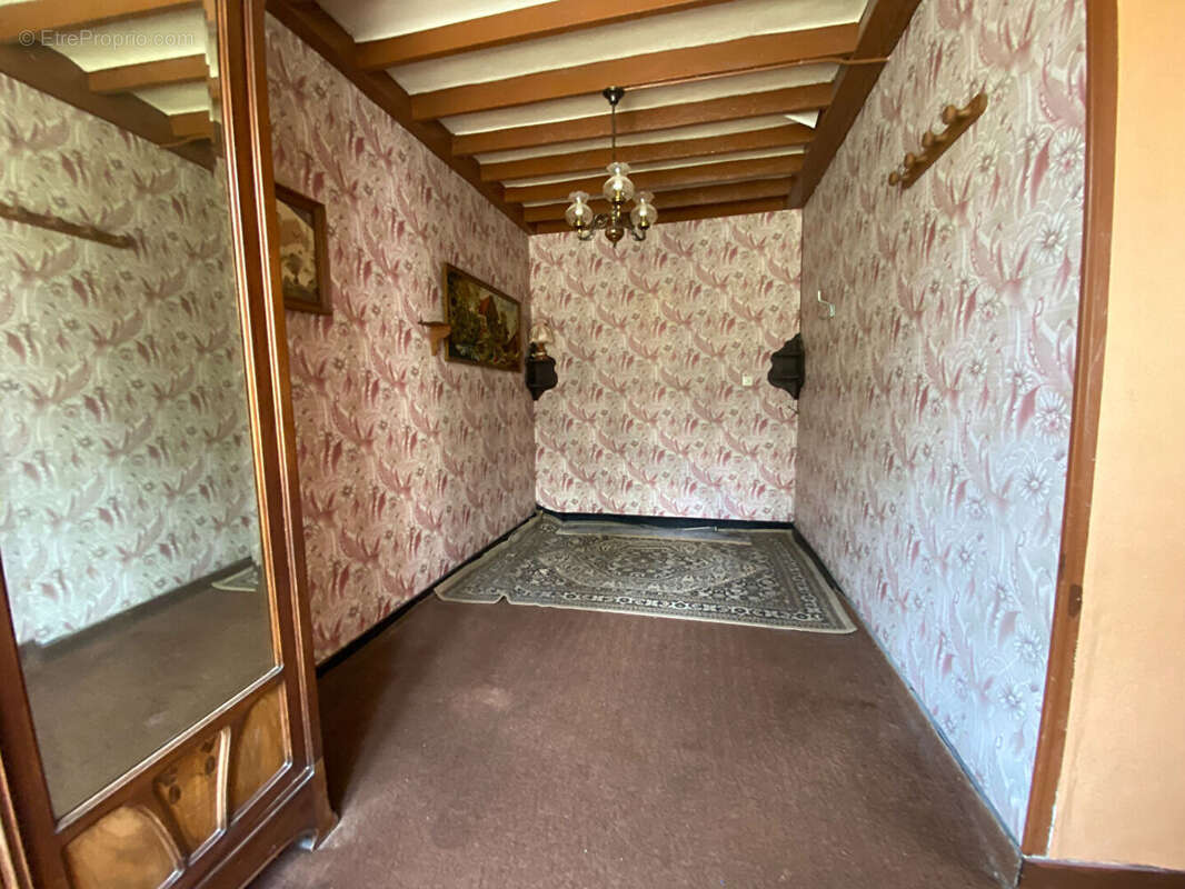 Maison à CHAMPSECRET