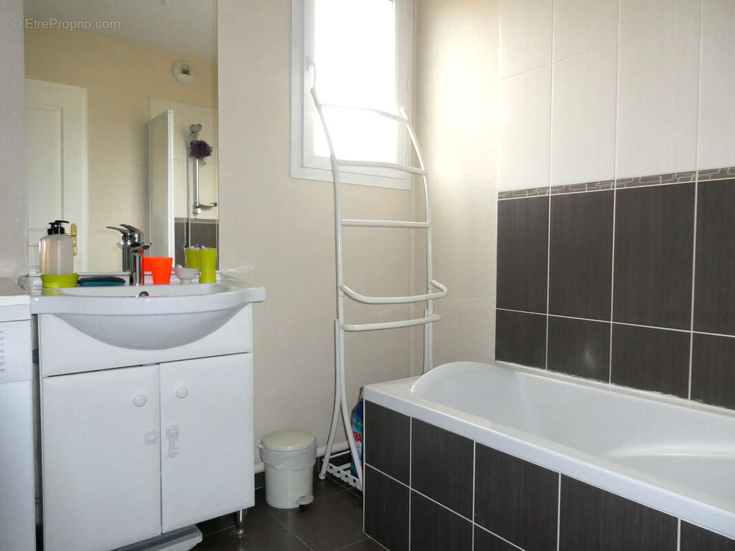 Appartement à SAINTE-FOY-L'ARGENTIERE