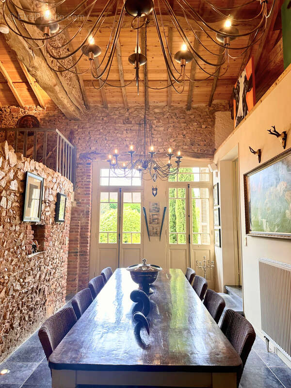 Maison à MONTAIGUET-EN-FOREZ