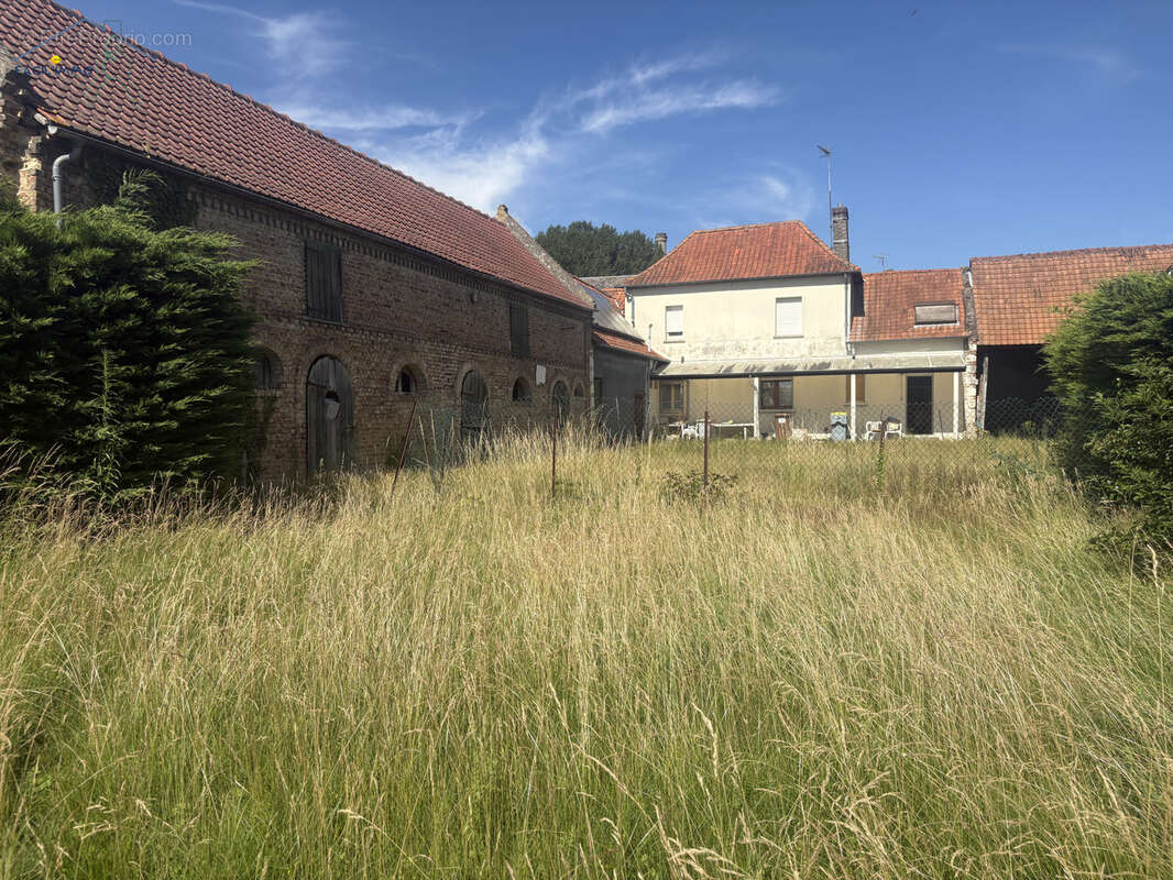 Maison à FLIXECOURT
