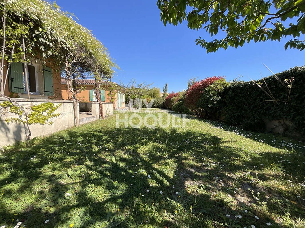 Maison à L'ISLE-SUR-LA-SORGUE
