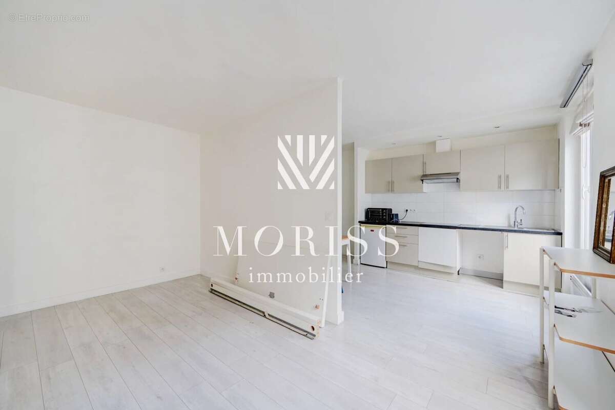 Appartement à PARIS-11E