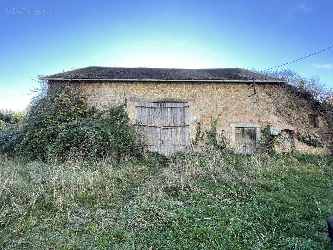 Maison à BUSSIERE-GALANT
